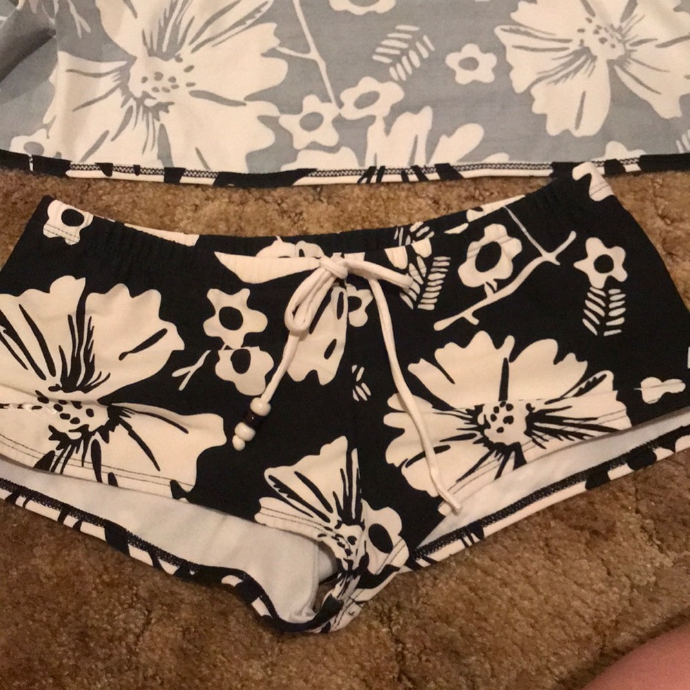 Sold - Picture 5 of 7